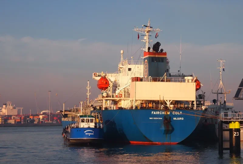 MARMOTAS Tanker IMO 9304344 photo 2