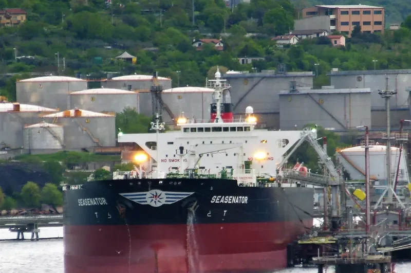 SEASENATOR Tanker IMO 9304368 photo 4