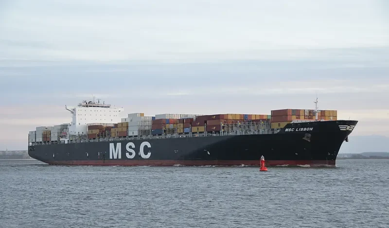 MSC LISBON Container Ship IMO 9304459 photo 9