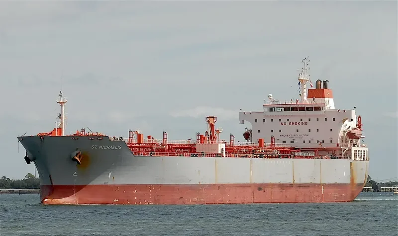 TORM RESILIENCE Tanker IMO 9304588 photo 7