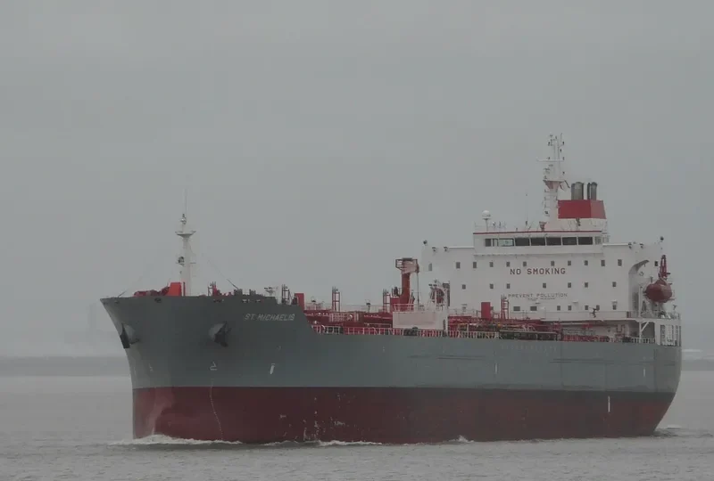 TORM RESILIENCE Tanker IMO 9304588 photo 10