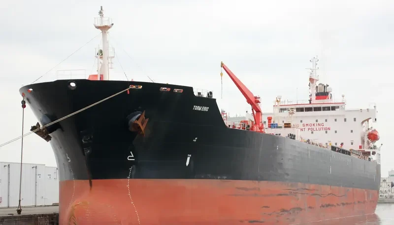 TORM ERIC Tanker IMO 9304590 photo 5