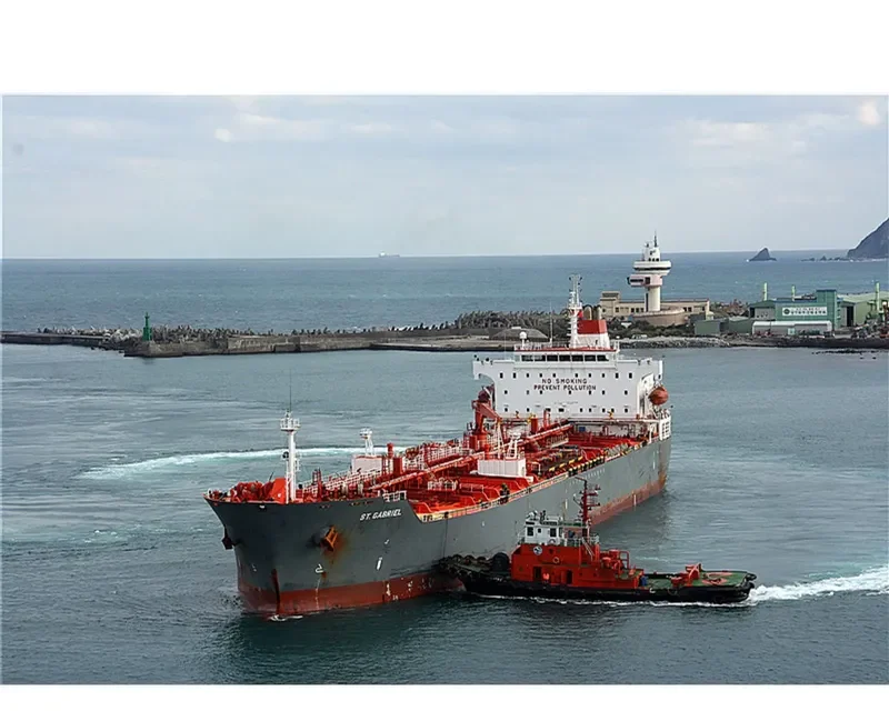 TORM ERIC Tanker IMO 9304590 photo 8