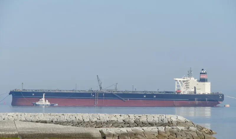 KIONI Tanker IMO 9304655 photo 7