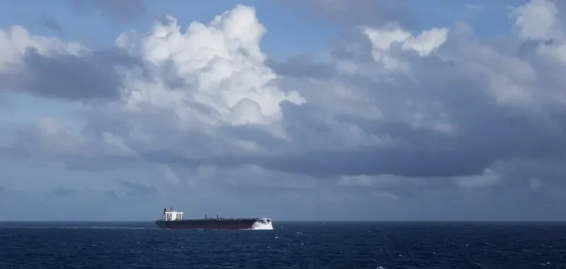 ADISA Tanker IMO 9304667 photo 2