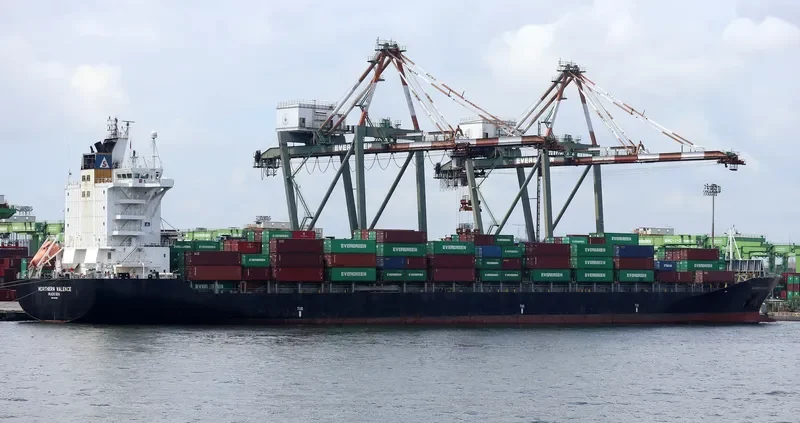 NORTHERN VALENCE Container Ship IMO 9304693 photo 2