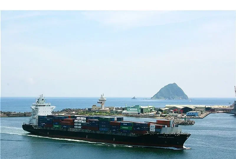 NORTHERN VALENCE Container Ship IMO 9304693 photo 9