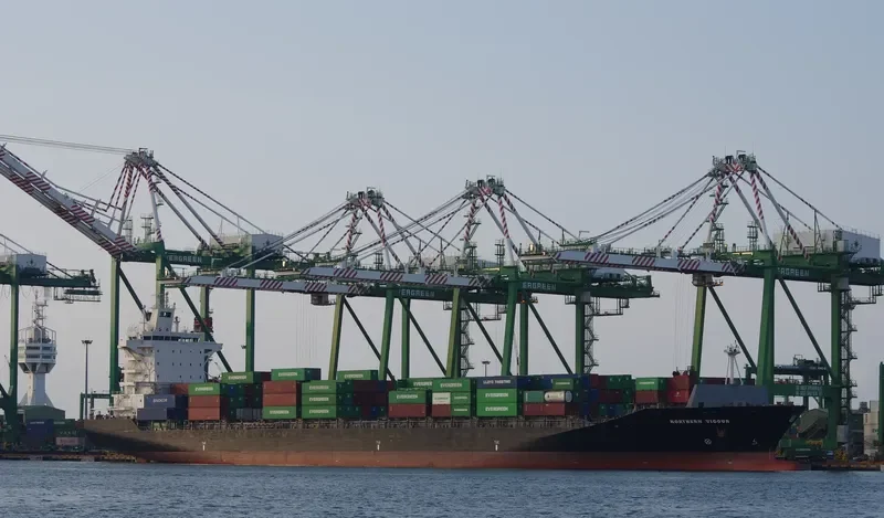 NORTHERN VIGOUR Container Ship IMO 9304708 photo 4