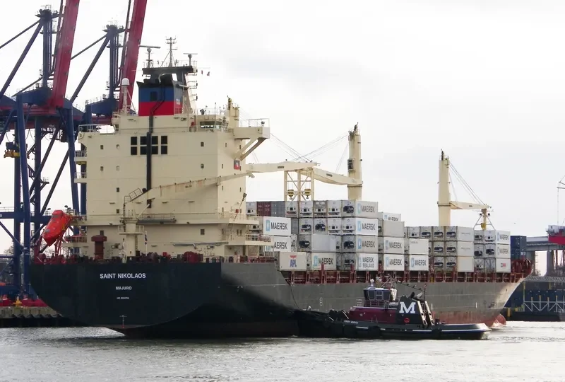 CINDY Container Ship IMO 9304734 photo 4