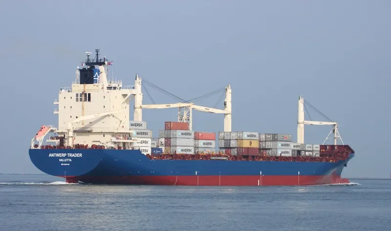 ANTWERP TRADER Container Ship IMO 9304746 photo 10