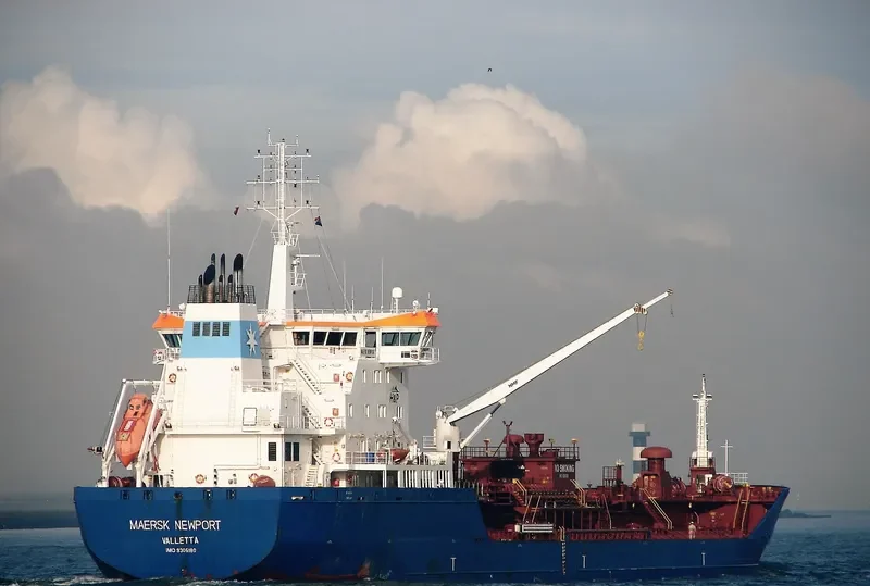 PATALYA Tanker IMO 9305180 photo 4