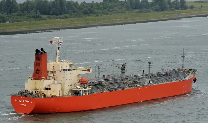 BALOS Tanker IMO 9305348 photo 6