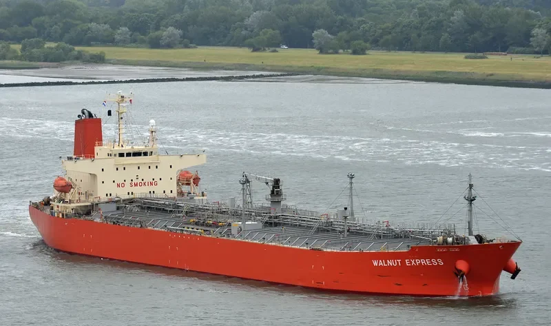 BALOS Tanker IMO 9305348 photo 7
