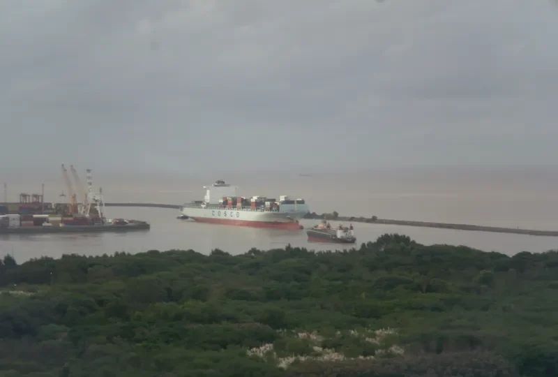 SM CHARLESTON Container Ship IMO 9305465 photo 5