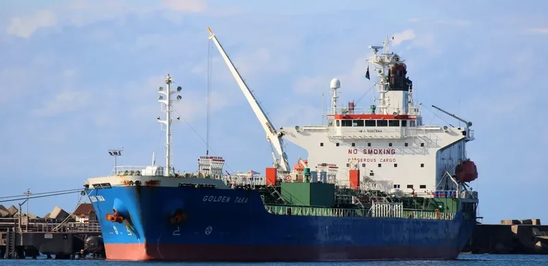 GOLDEN TAKA Tanker IMO 9305544 photo 10