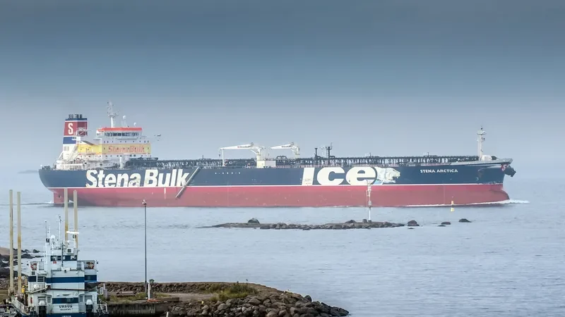 STENA ARCTICA Tanker IMO 9305556 photo 10