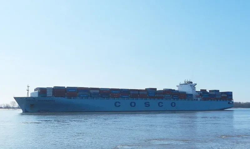 COSCO GUANGZHOU Container Ship IMO 9305570 photo 8