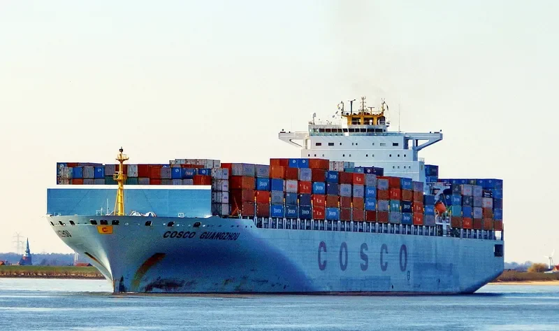 COSCO GUANGZHOU Container Ship IMO 9305570 photo 9