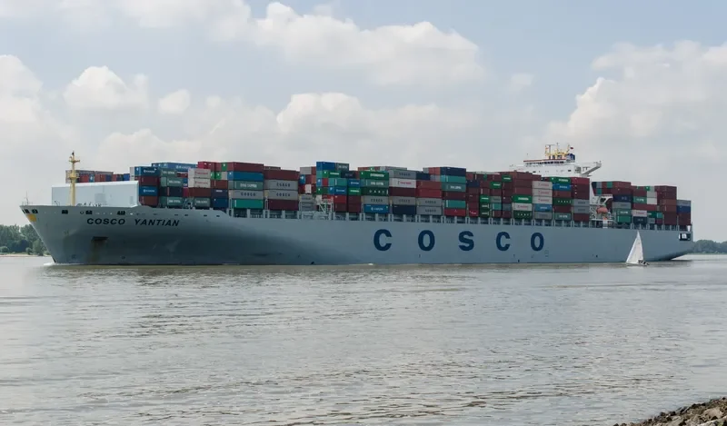 YANTIAN Container Ship IMO 9305594 photo 8