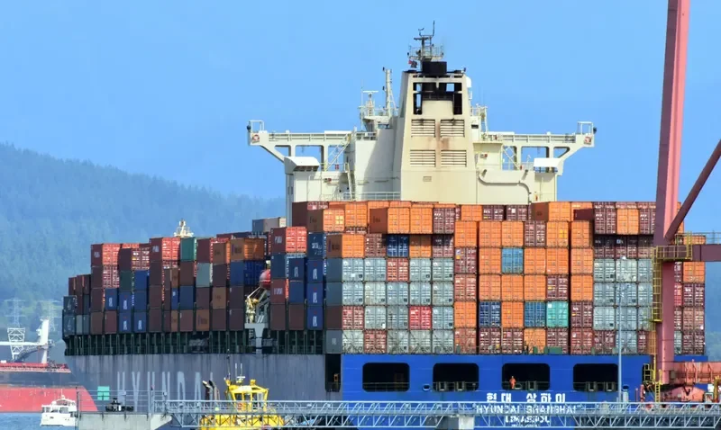 HYUNDAI SHANGHAI Container Ship IMO 9305647 photo 3