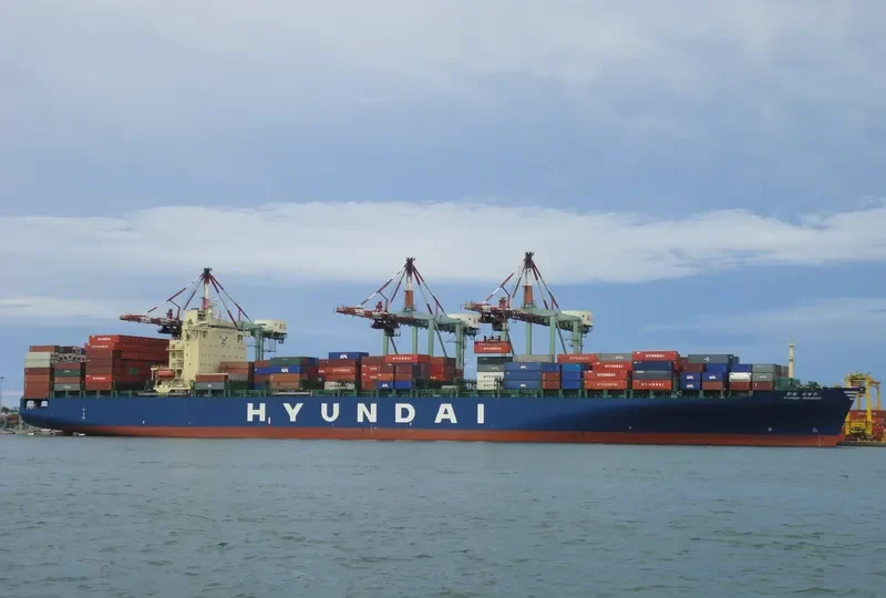 HYUNDAI SHANGHAI Container Ship IMO 9305647 photo 7