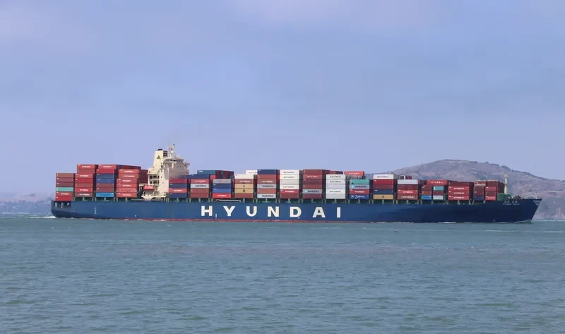 HYUNDAI TOKYO Container Ship IMO 9305673