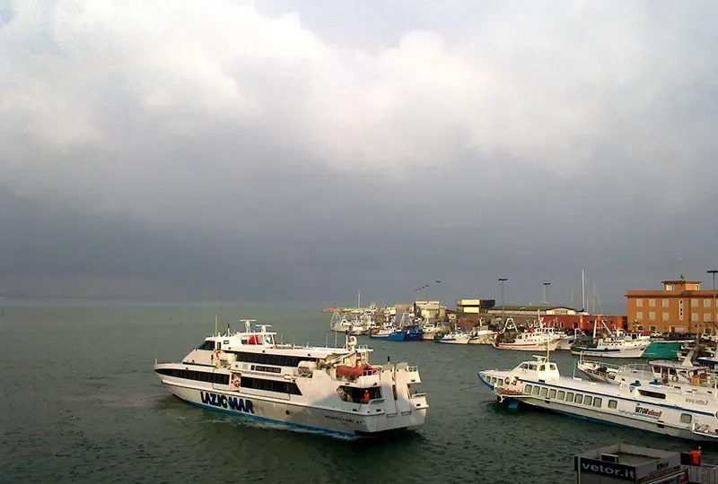 AGOSTINO LAURO JET Passenger Ship IMO 9305805 photo 6