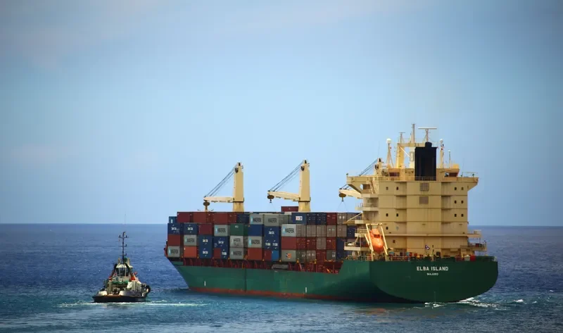 MERATUS JAYAWIJAYA Container Ship IMO 9305881 photo 6