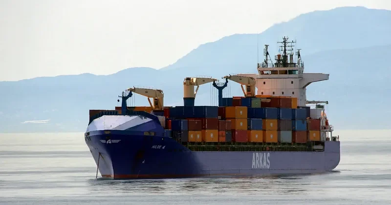 VENTO DI SCIROCCO Container Ship IMO 9305908 photo 9