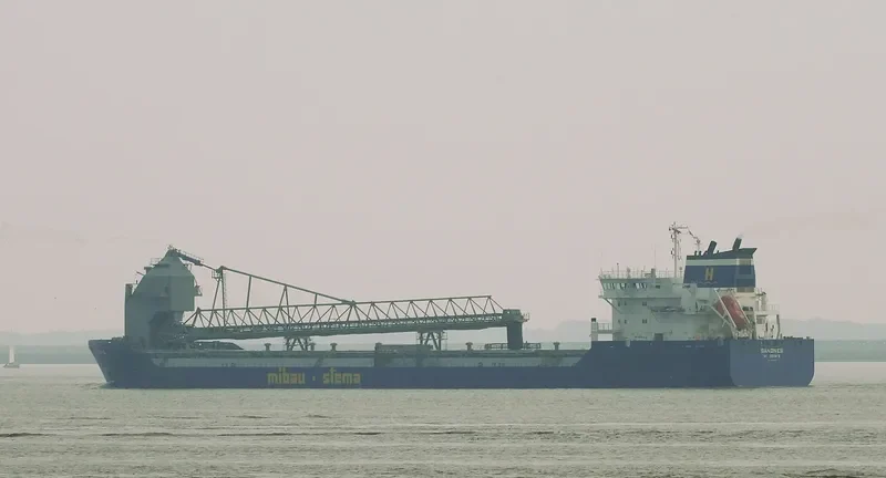 SANDNES Bulk Carrier IMO 9306029 photo 2