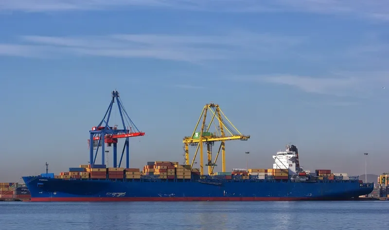 EMIRATES WAFA Container Ship IMO 9306160 photo 4