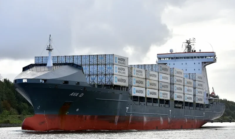 AVA D Container Ship IMO 9306225 photo 3