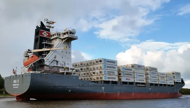 AVA D Container Ship IMO 9306225 photo 6