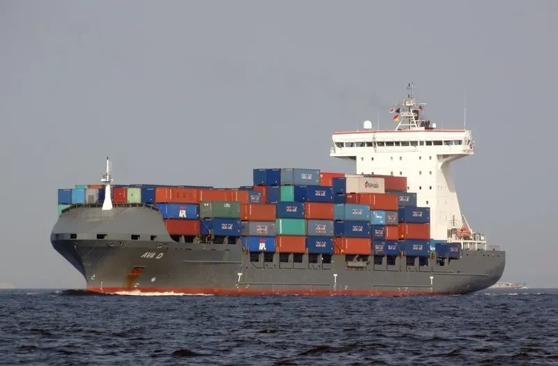 AVA D Container Ship IMO 9306225 photo 7