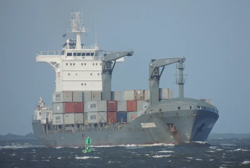 CONTSHIP MED Container Ship IMO 9306249 photo 5