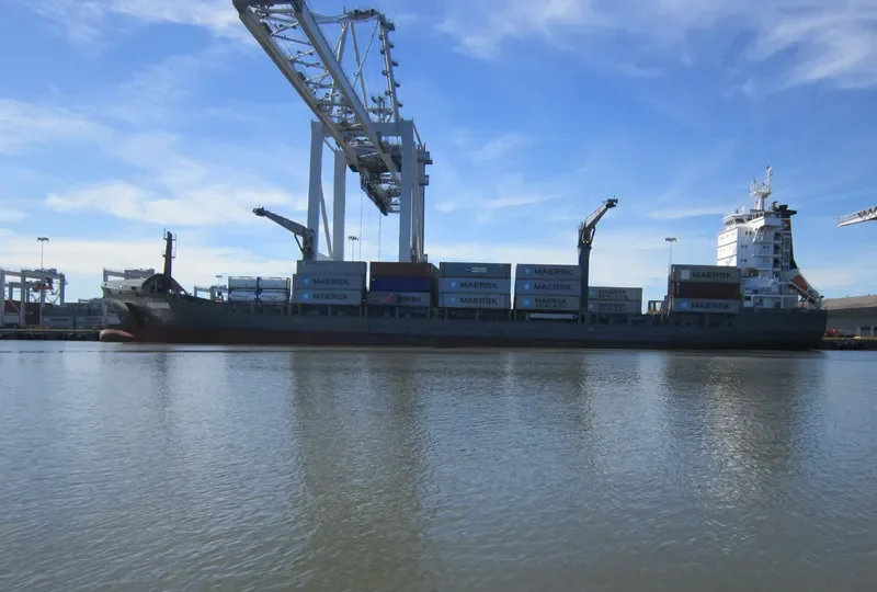 CONTSHIP MED Container Ship IMO 9306249 photo 8