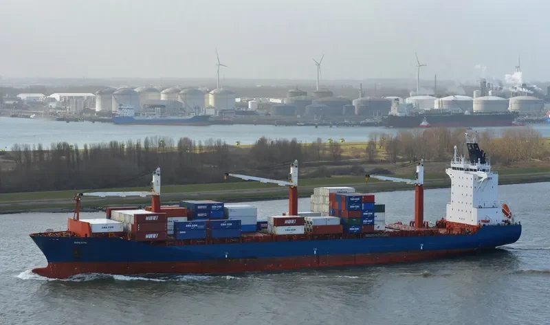 ROSSINI Container Ship IMO 9306483 photo 4