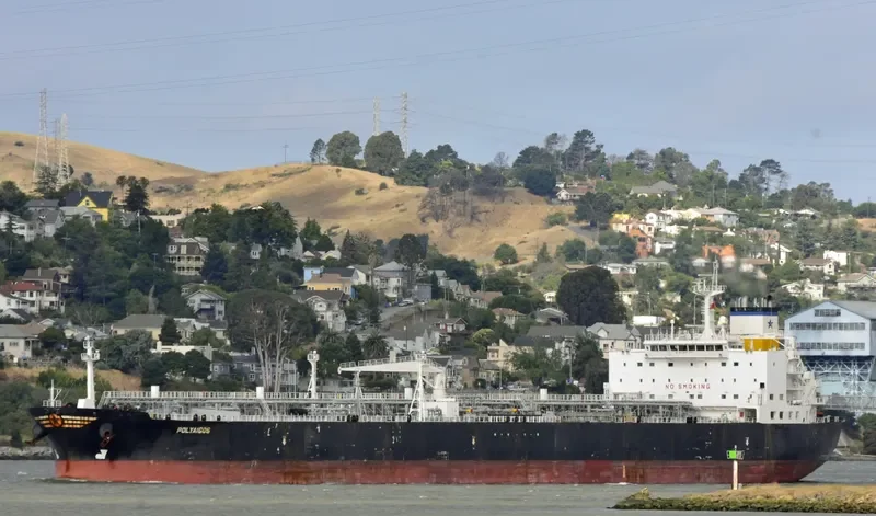 POLYAIGOS Tanker IMO 9306574 photo 4