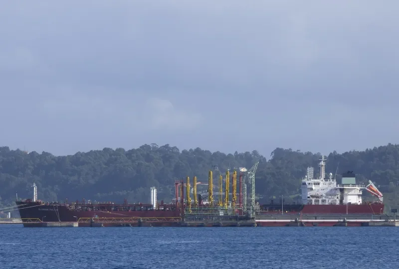 SLOMAN THETIS Tanker IMO 9306653 photo 7