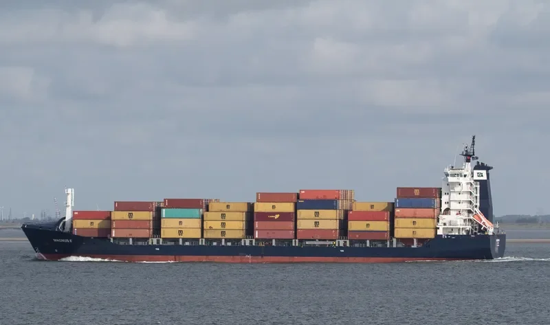 ASTRID L Container Ship IMO 9306835 photo 4
