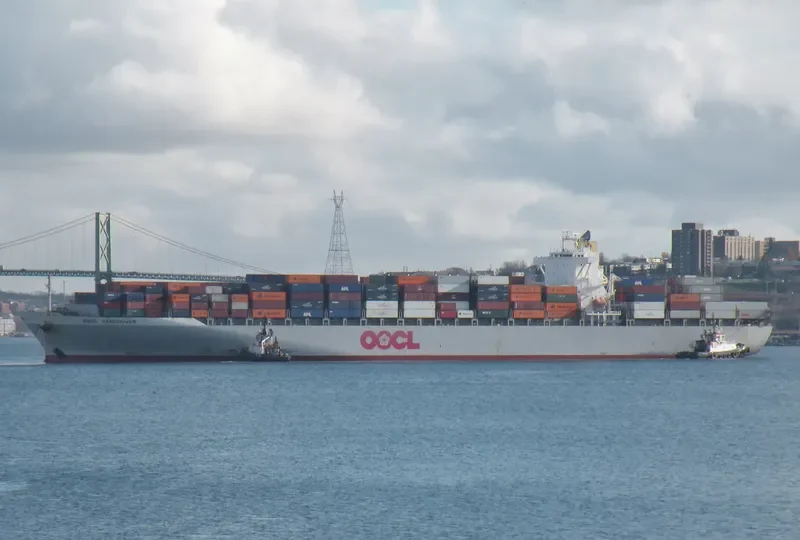 OOCL VANCOUVER Container Ship IMO 9306990 photo 7