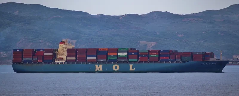MOL PARADISE Container Ship IMO 9307047 photo 9