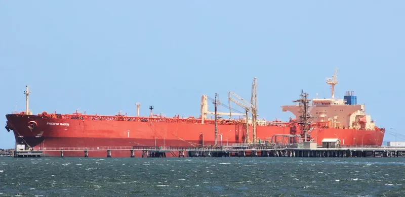 PACIFIC DAWN Tanker IMO 9307140 photo 2