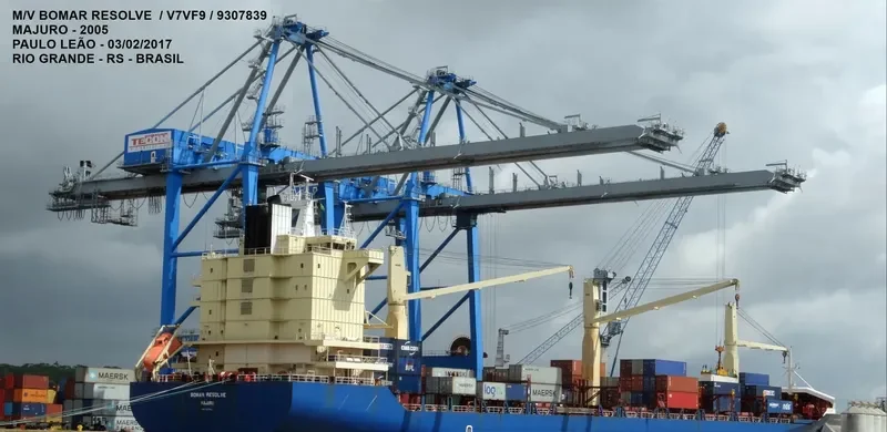 BOMAR RESOLVE Container Ship IMO 9307839