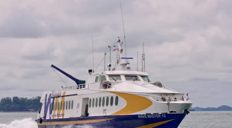 WAVEMASTER 10 Passenger Ship IMO 9307906 photo 4