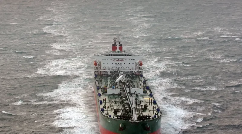 TAI HU Tanker IMO 9307932 photo 2