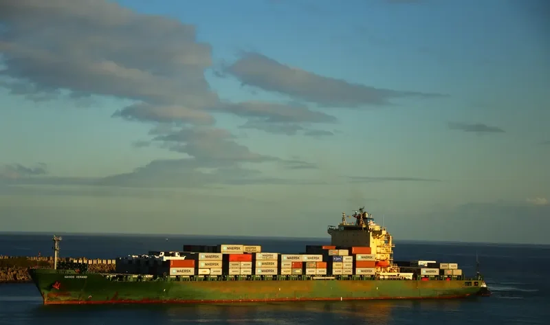 NAVIOS VERANO Container Ship IMO 9308015 photo 2