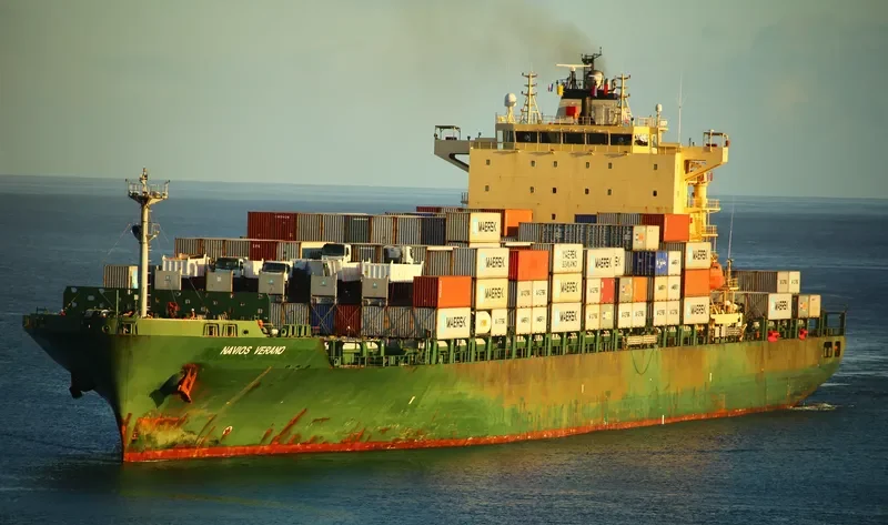 NAVIOS VERANO Container Ship IMO 9308015 photo 3
