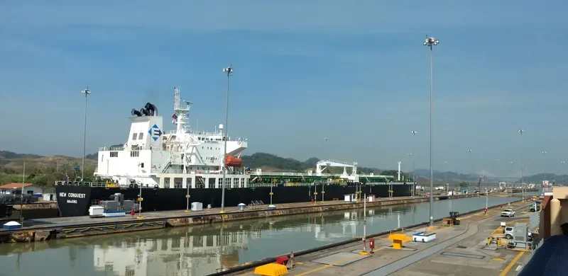 CONQUEST Tanker IMO 9308089 photo 2