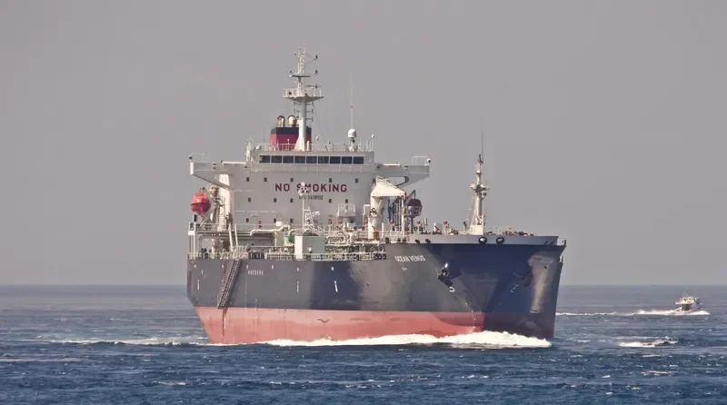 OCEAN VENUS Tanker IMO 9308132 photo 6